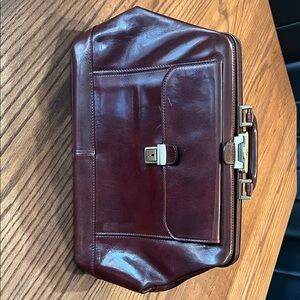 Men's Leather Briefcase Bag in Burgundy